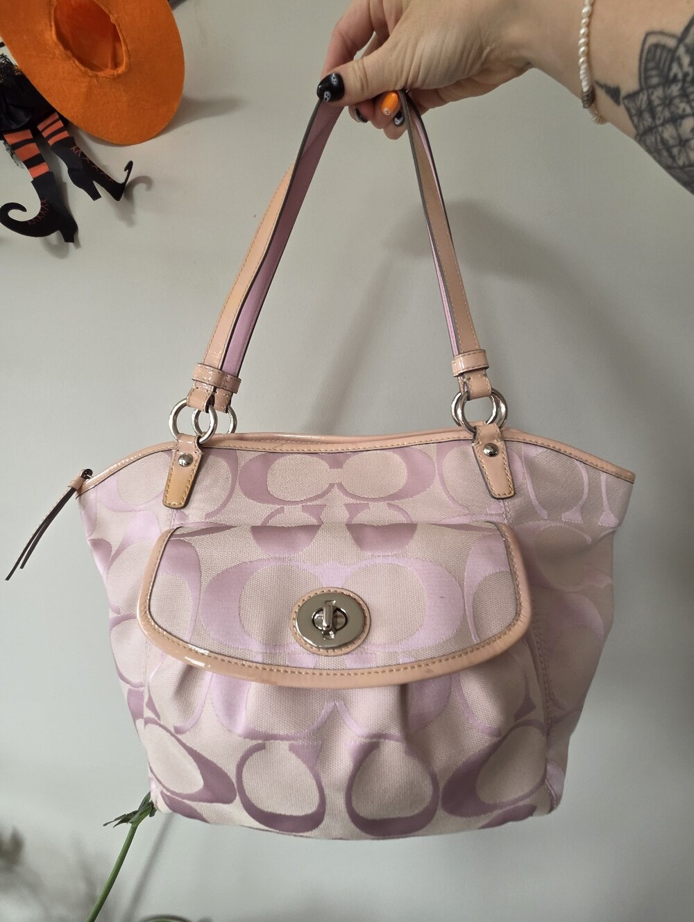 Coach F14659 Leah Petal Pink Signature Tote Shoulder Bag, No Hang Tag